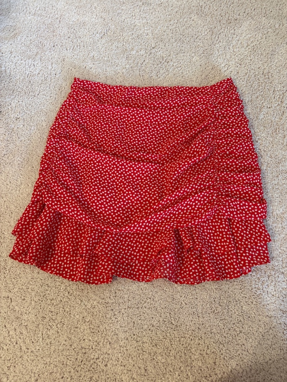 Skirt red and white heart ruched ruffle mini skirt size medium